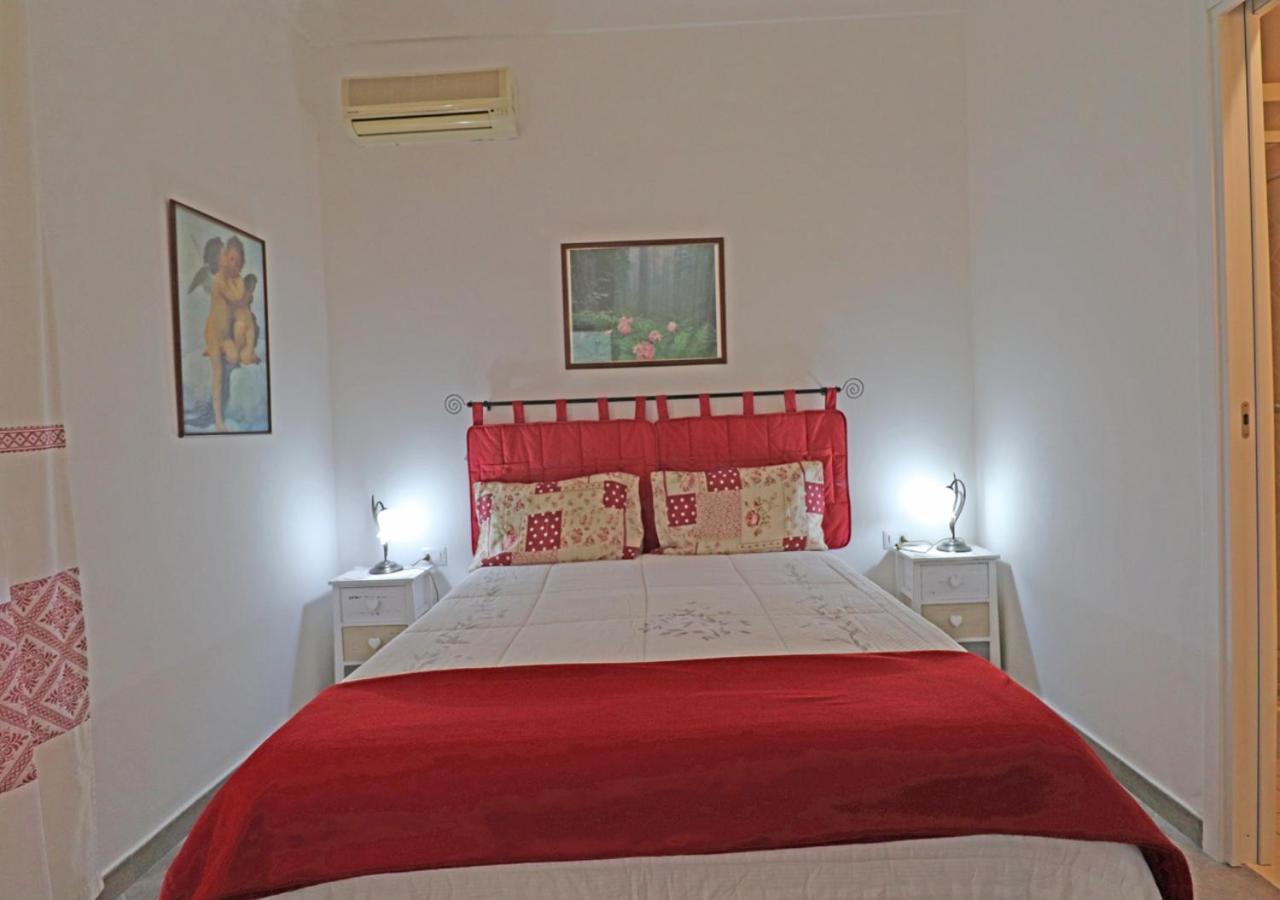 Murphy Holiday Home - Mongiardino 01 La Maddalena  Eksteriør billede