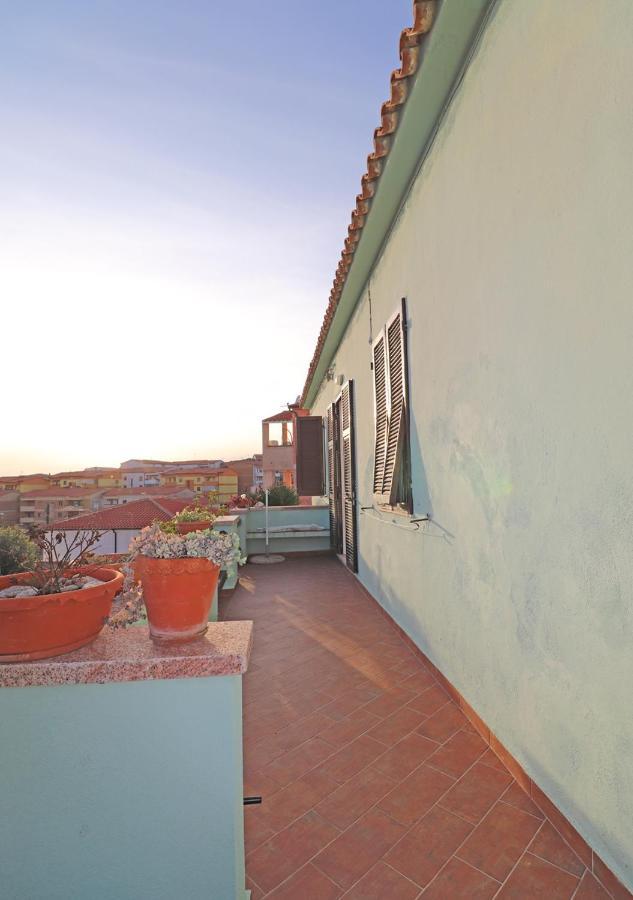 Murphy Holiday Home - Mongiardino 01 La Maddalena  Eksteriør billede