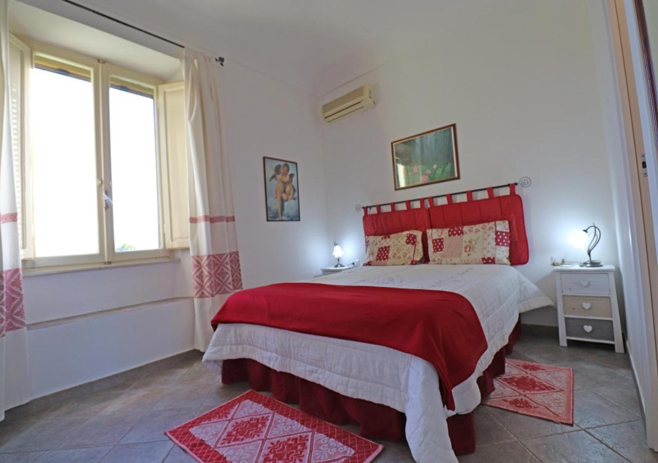 Murphy Holiday Home - Mongiardino 01 La Maddalena  Eksteriør billede
